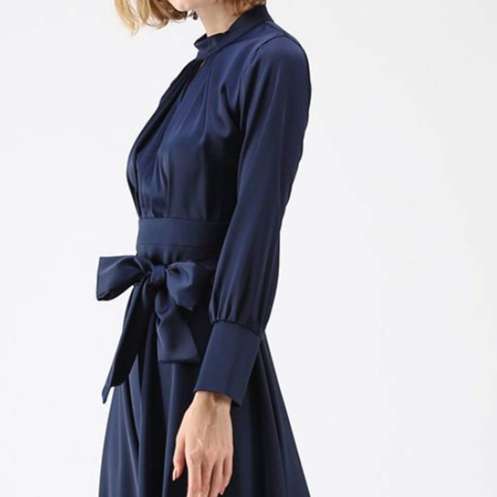 Chic Wish "Grab the Spotlight" XS Satin Elegant Midi Dress in Navy - NEVER WORN